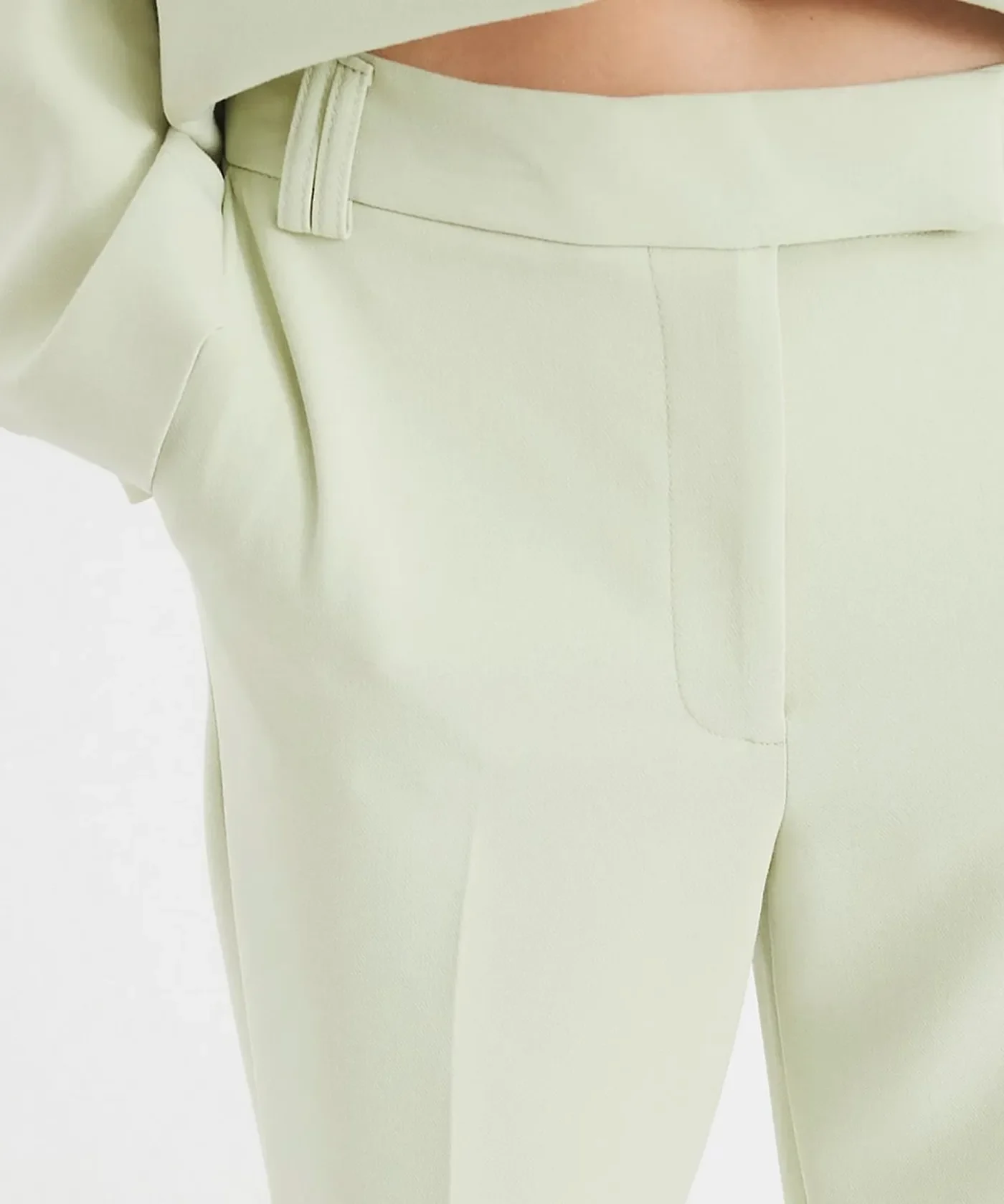 Slim Flare Trouser4